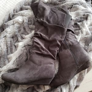 Like New Wide Calf Boots